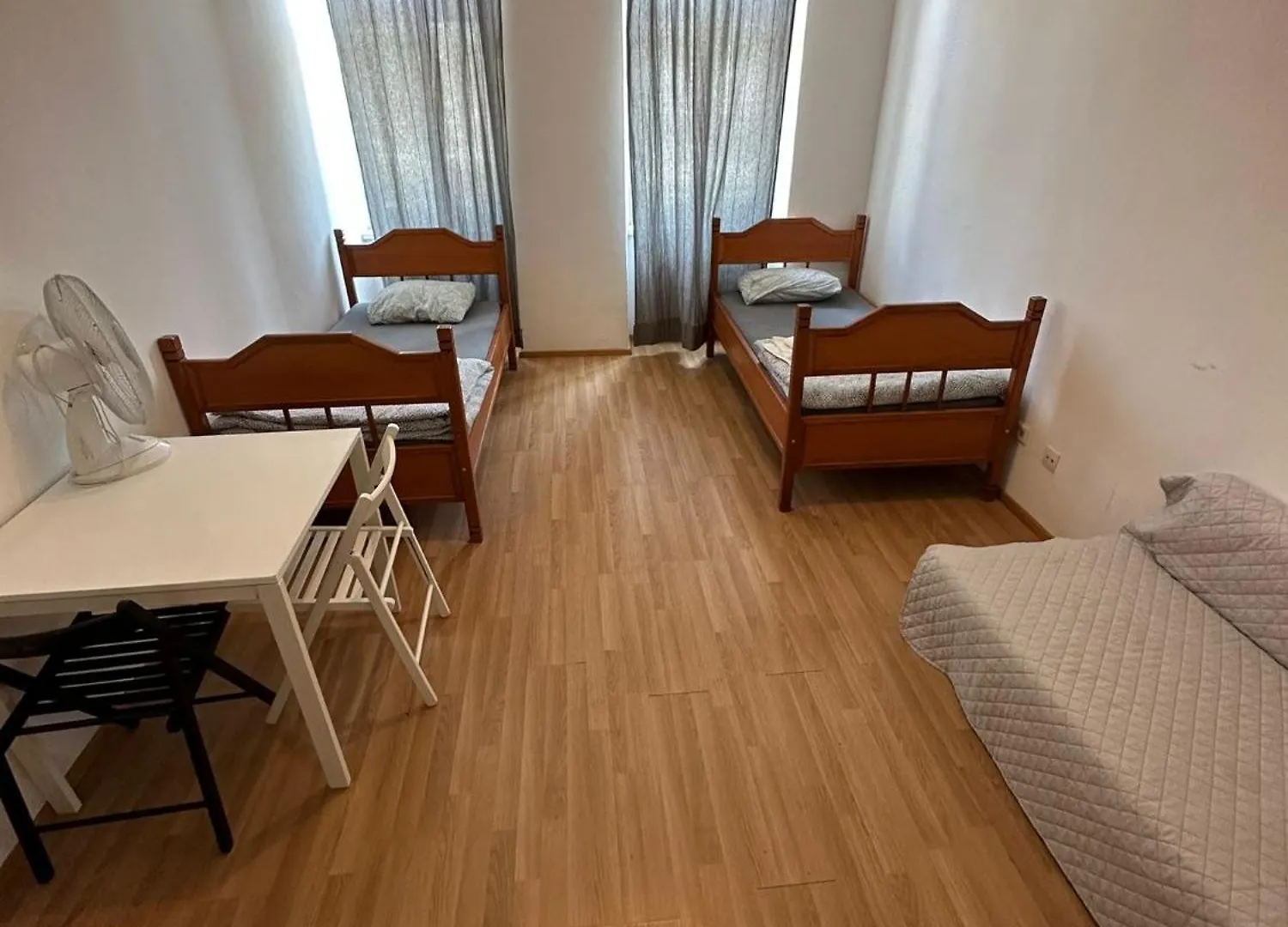 Wohnung Fuer 4 Personen In 1180 Wien Austria